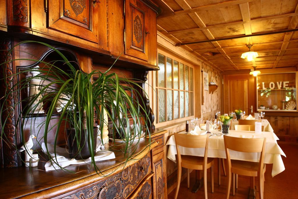 Landgasthof Grossteil Giswil エクステリア 写真