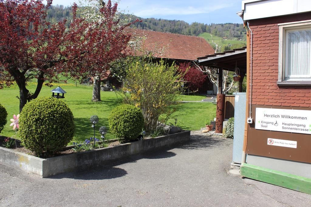 Landgasthof Grossteil Giswil エクステリア 写真