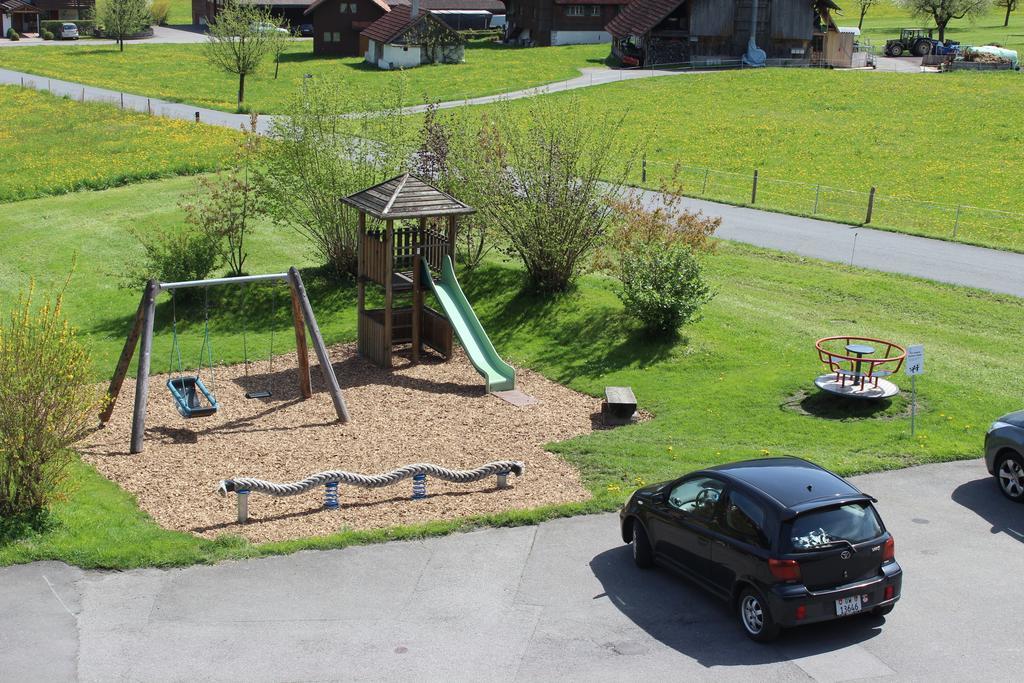 Landgasthof Grossteil Giswil エクステリア 写真