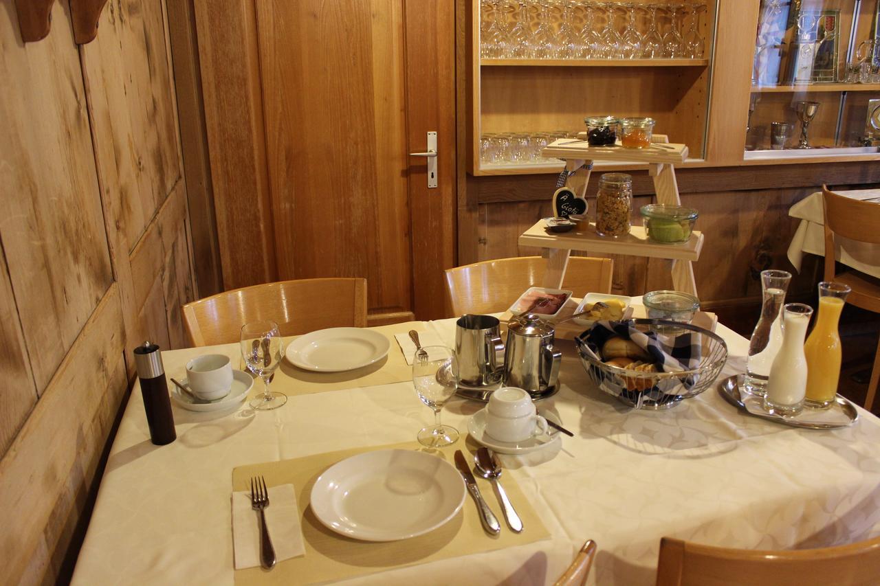 Landgasthof Grossteil Giswil エクステリア 写真